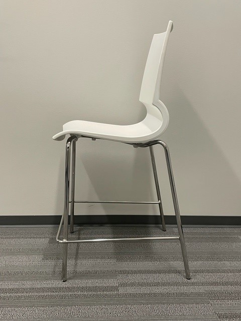 white cafe chair2